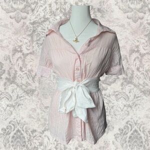 Pink Button Up Tie Shimmery Coquette Women’s Medium Blouse with White Belt